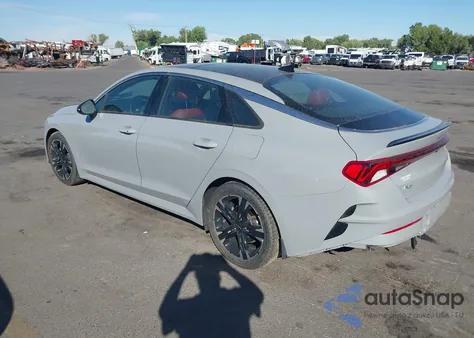 2022 Kia K5 Gt-Line z USA, uszkodzony, nr VIN 5XXG64J25NG123769